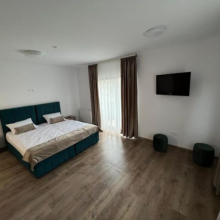 Aparthotel Plevnei 3 คลูจ-นาโปกา ภายนอก รูปภาพ