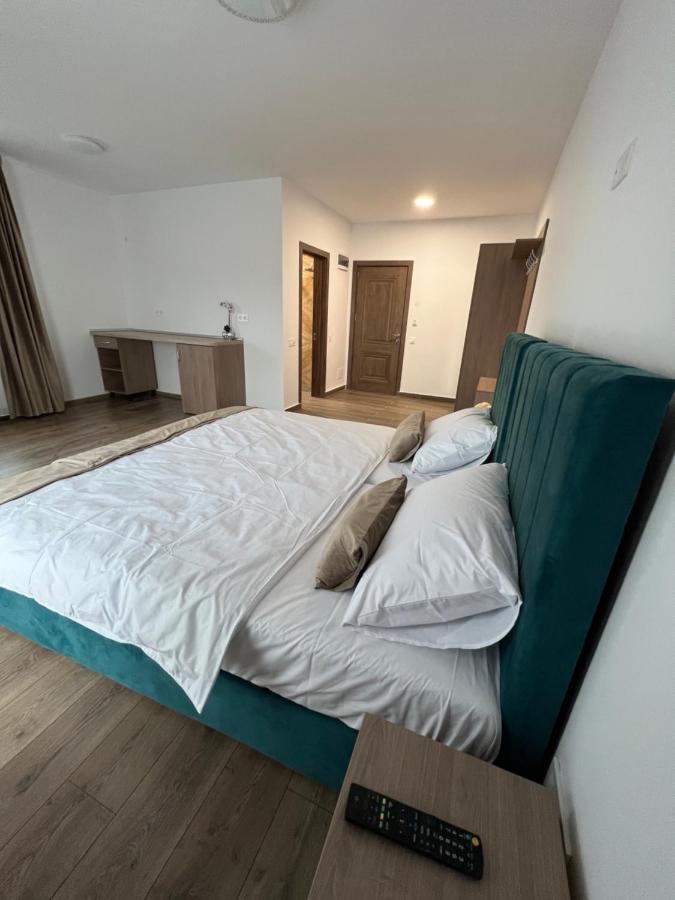 Aparthotel Plevnei 3 คลูจ-นาโปกา ภายนอก รูปภาพ